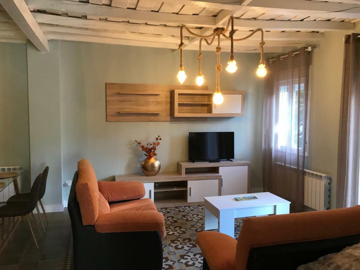 Charcos De Gredos Apartman Arenas de San Pedro Kültér fotó