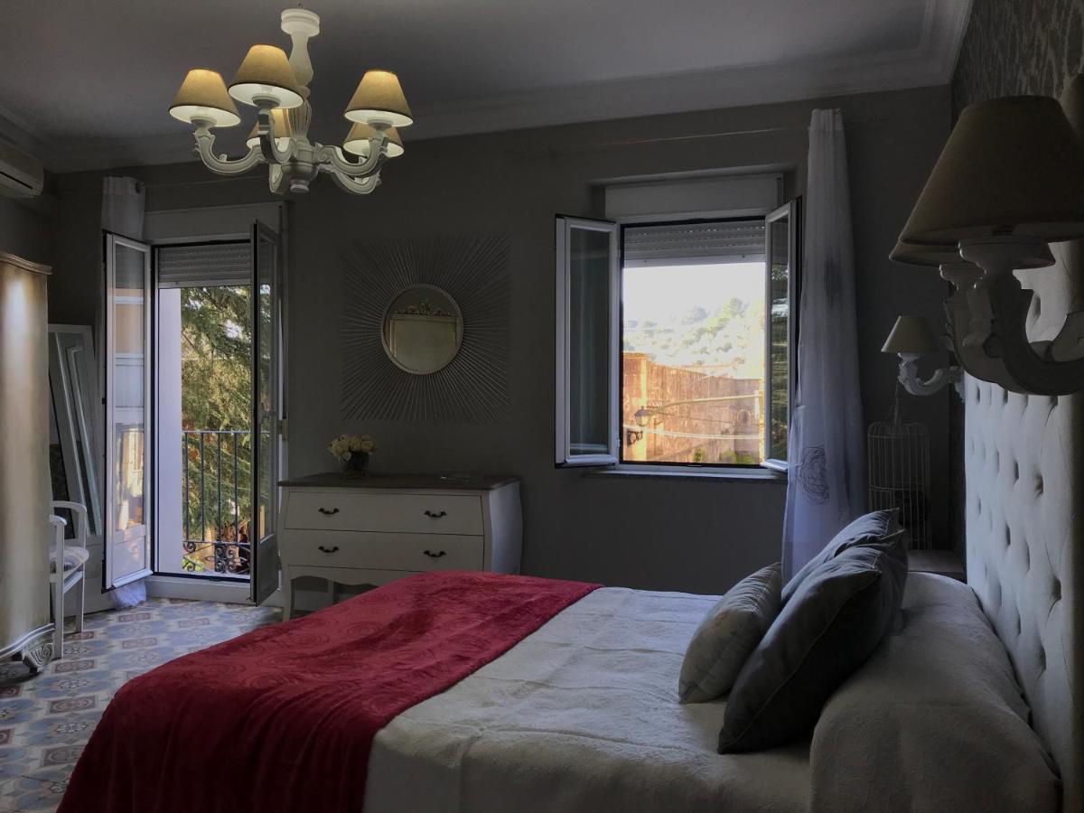 Charcos De Gredos Apartman Arenas de San Pedro Kültér fotó